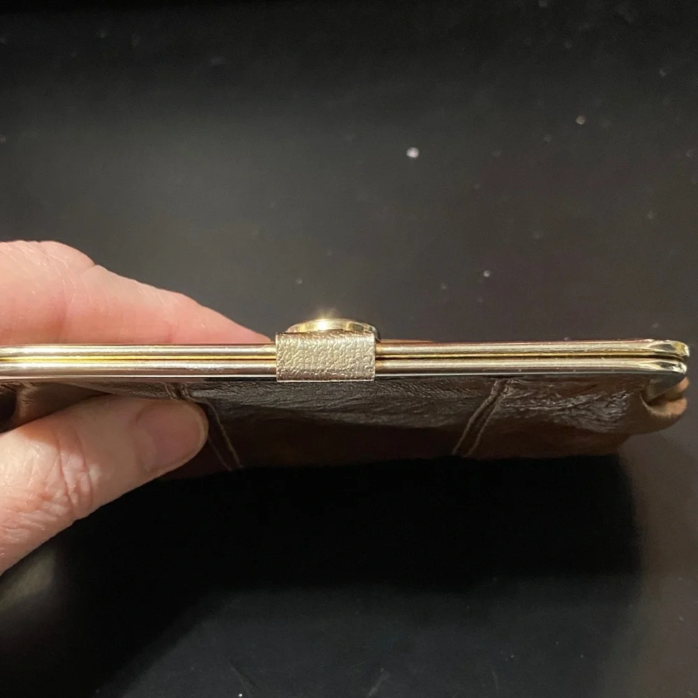 RGA vintage Brown Leather change purse - Picture 5 of 16